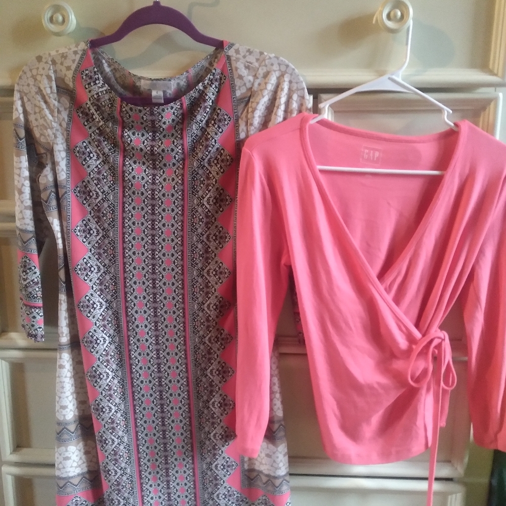 1/4 length sleeve dress size 4 small Gap cardigan coral